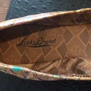 LUCKY BRAND